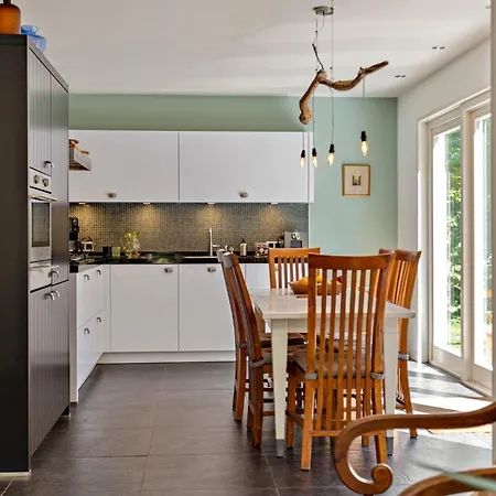 Poldersbos 7 - Not Intended For Company Or Work-related アウドルプ