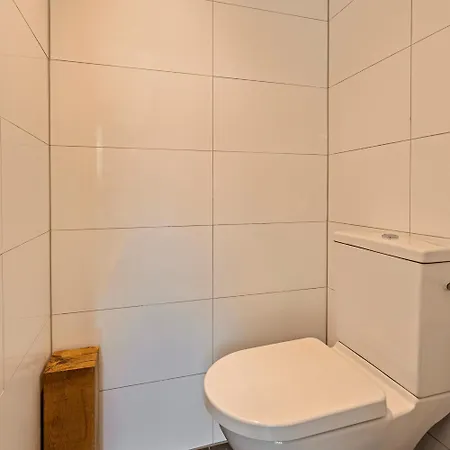 Poldersbos 7 - Not Intended For Company Or Work-related *